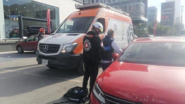 Participan seis vehículos en carambola