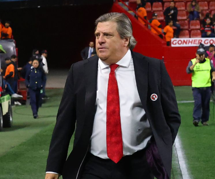 Sigue Herrera arrepentido de insultar a felinos