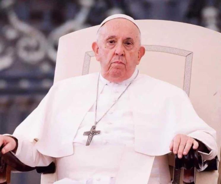 Interrumpe Papa discurso por bronquitis Interrumpe Papa discurso por bronquitis