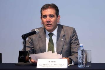 Marca Córdova distancia de precandidata opositora