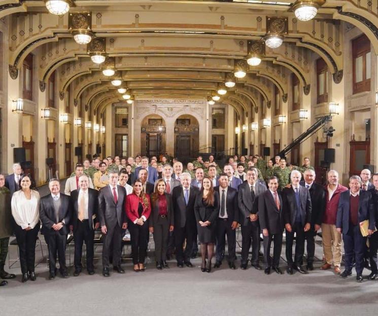 Respaldan gobernadores 4T a AMLO ante Tribunal