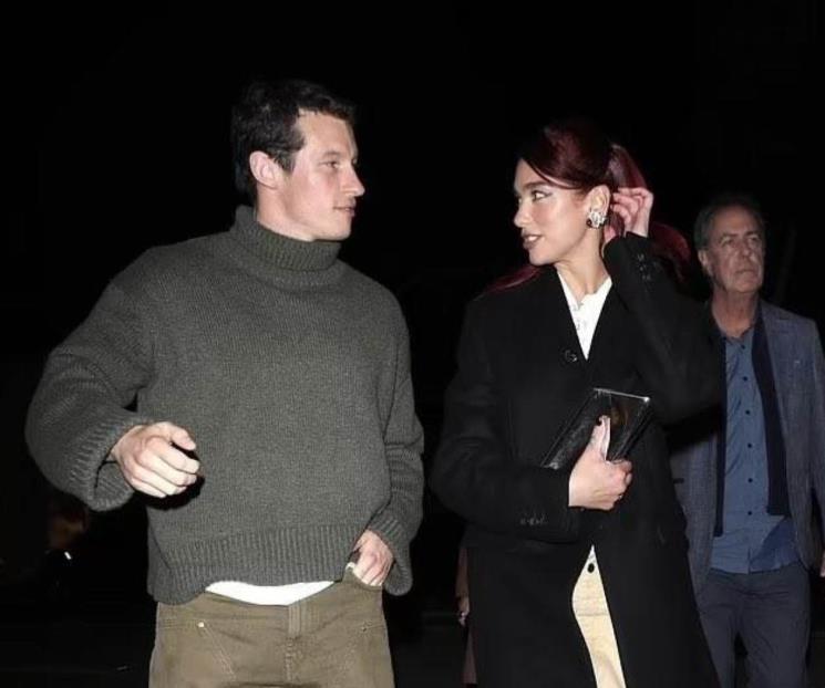 Captan juntos a Dua Lipa y Callum Turner por calles de Los Ángeles