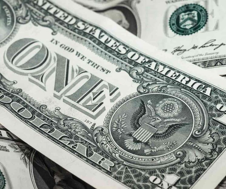 Superpeso se debilita ante triunfo de Donald Trump en Iowa