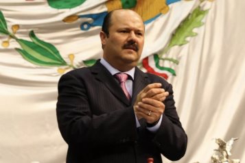 Hospitalizan a César Duarte, exgobernador de Chihuahua