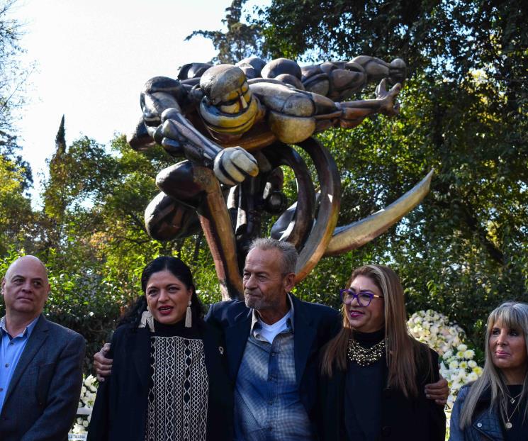 En una Rotonda limpia, por fin el homenaje a Siqueiros