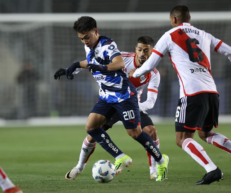 Satisfecho Tano con sus Rayados Satisfecho Tano con sus Rayados