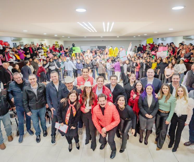 Se apuntan priistas para ir por senadurías y diputaciones federales