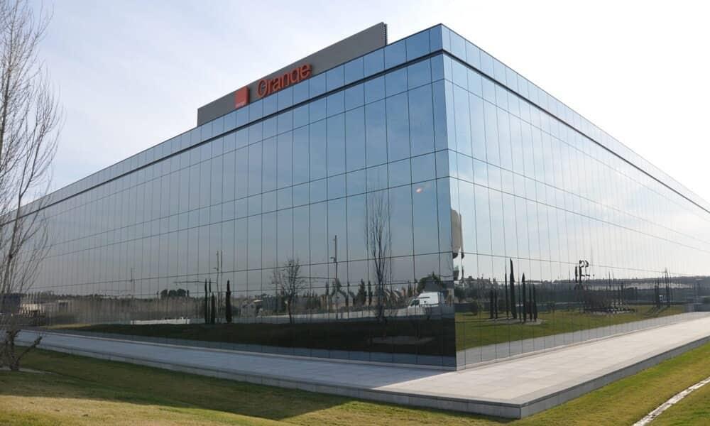 UE a punto de dar luz verde a la fusión de Orange y MasMovil