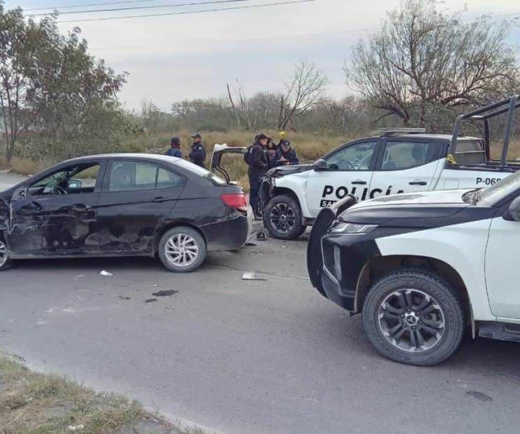 Detienen a tres con arma de fuego