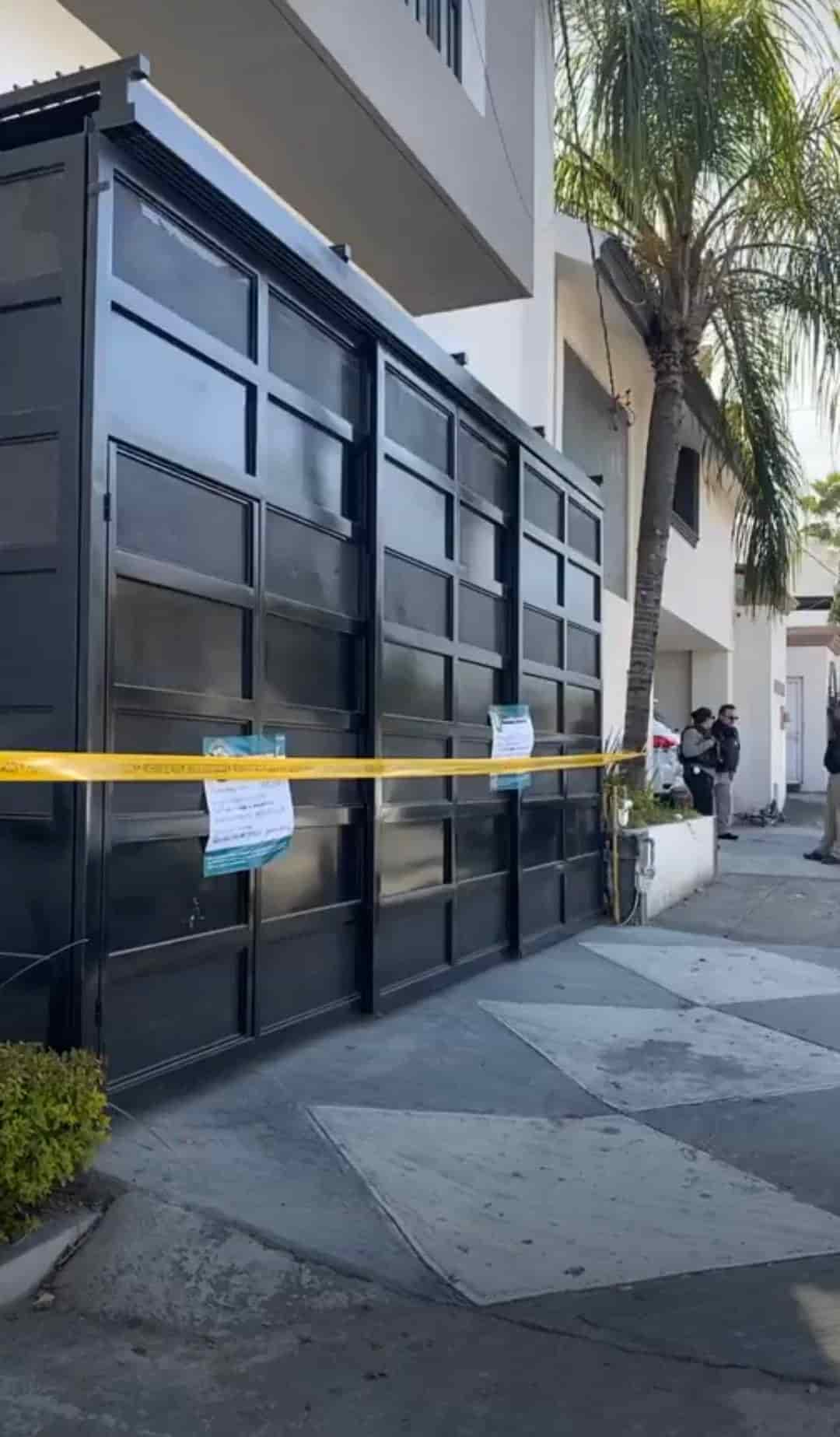 Personal del Ministerio Público del Centro de Líneas de Investigación Preliminares, Especializado en Narcomenudeo y Casos de Alto Impacto (CLIP), de la Fiscalía de Nuevo León, realizó dos cateos en dos residencias que eran utilizadas como casa de seguridad, por líder criminal José Alberto, “La Kena”, en el municipio de San Pedro y el municipio de Santiago.