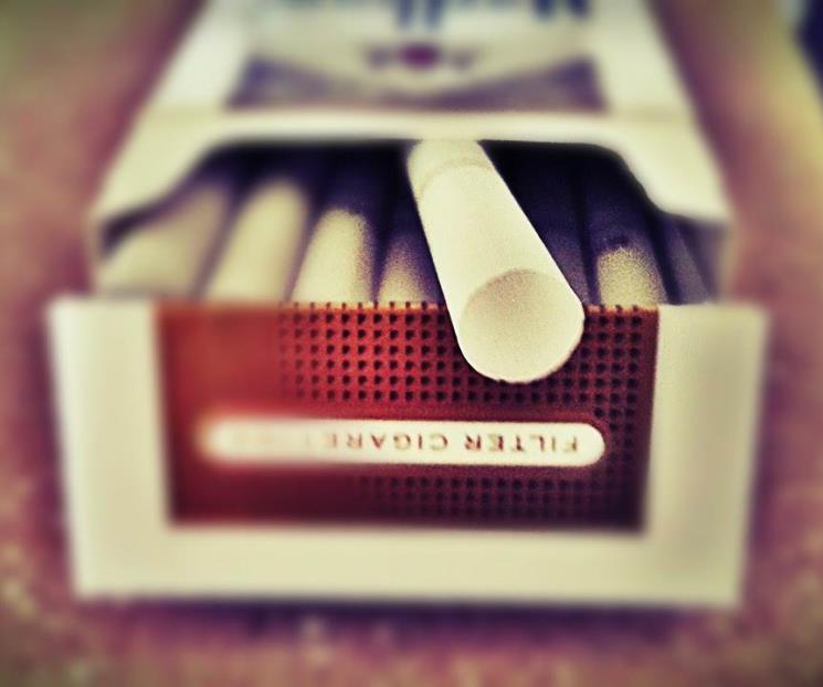 Negocios no deben vender cigarros robados
