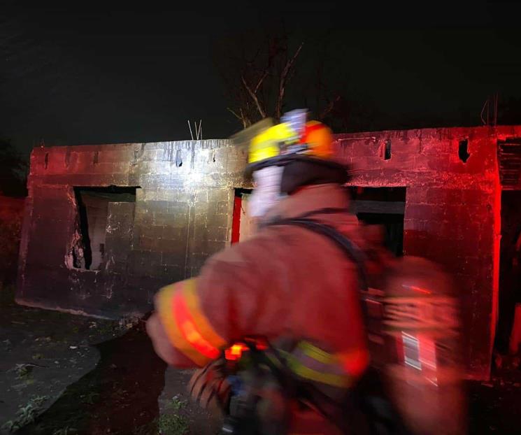 Ocasiona cortocircuito incendio en vivienda