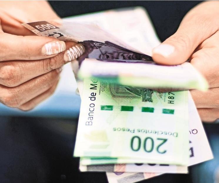 Mexicanos con buenos salarios incrementaron sus deudas en 2023 Mexicanos con buenos salarios incrementaron sus deudas en 2023