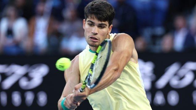 Avanza Alcaraz a semifinales en Australia