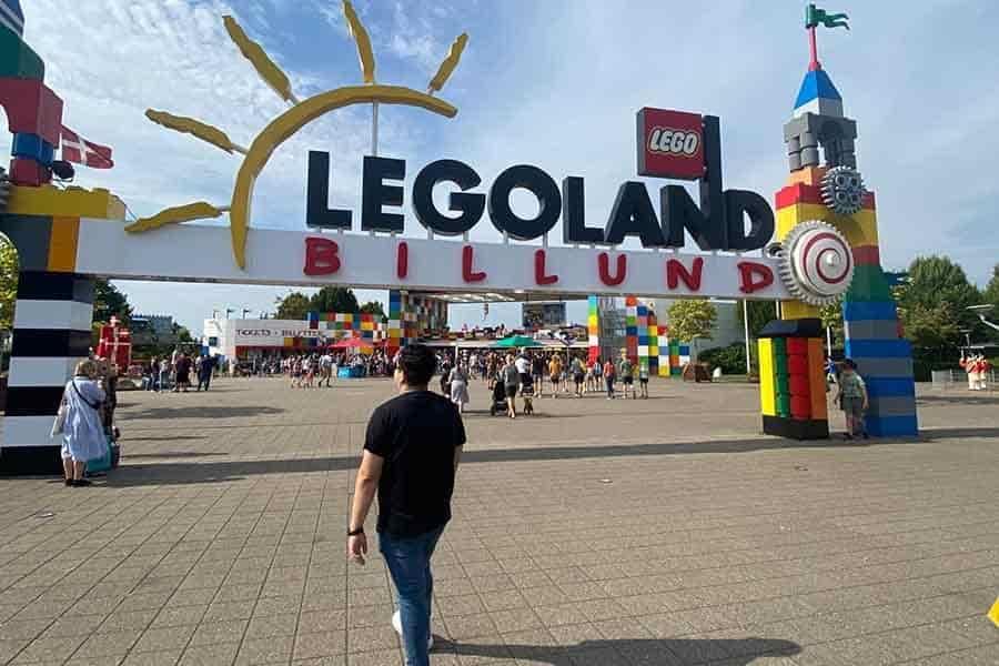 Alumno Tec diseña set de Lego Friends en sede principal en Dinamarca