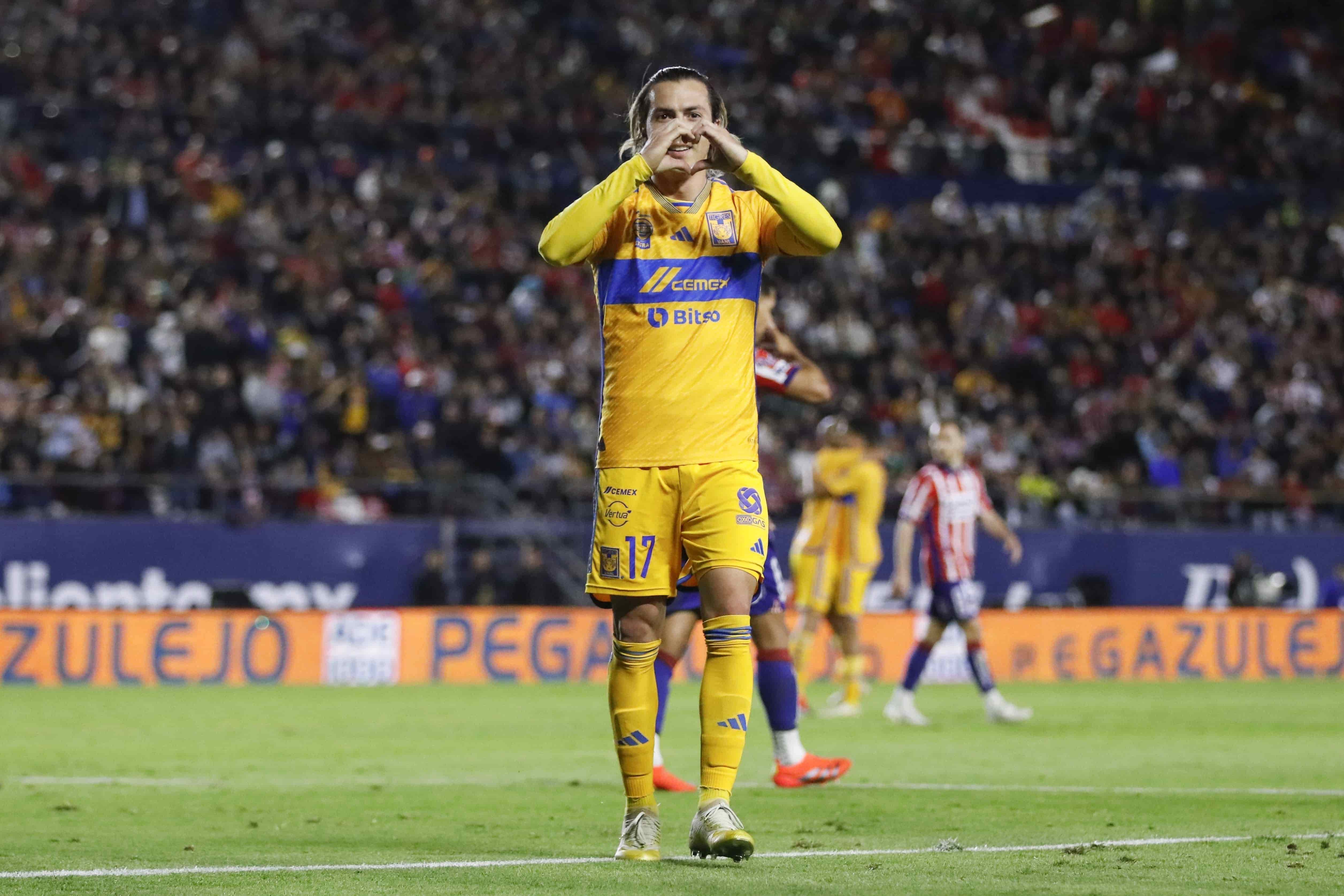 Sebastián Córdova empata.