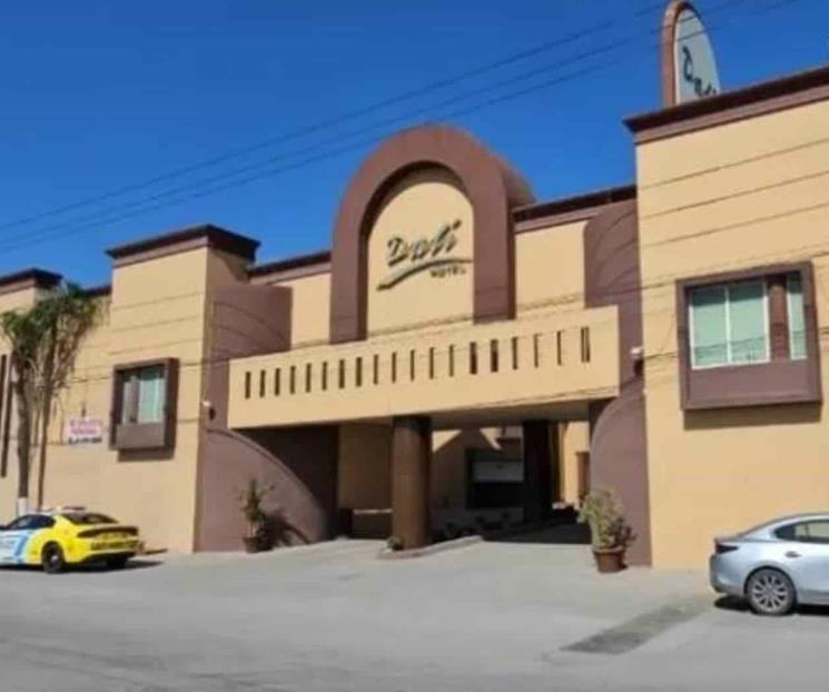 Encuentran a hombre sin vida en habitación de motel