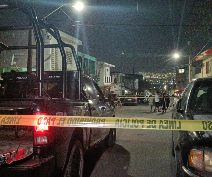 Asesinan a mujer en la puerta de su casa