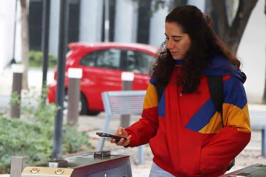 Tec lanza app de multiservicios para su comunidad