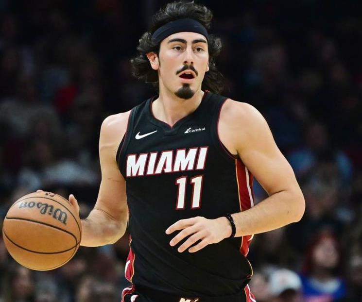 Vuelve Jáquez a la actividad en derrota de Miami