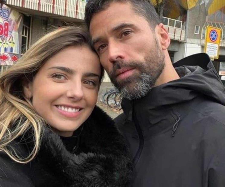Anuncia Michelle Renaud que será mamá junto a Matías Novoa