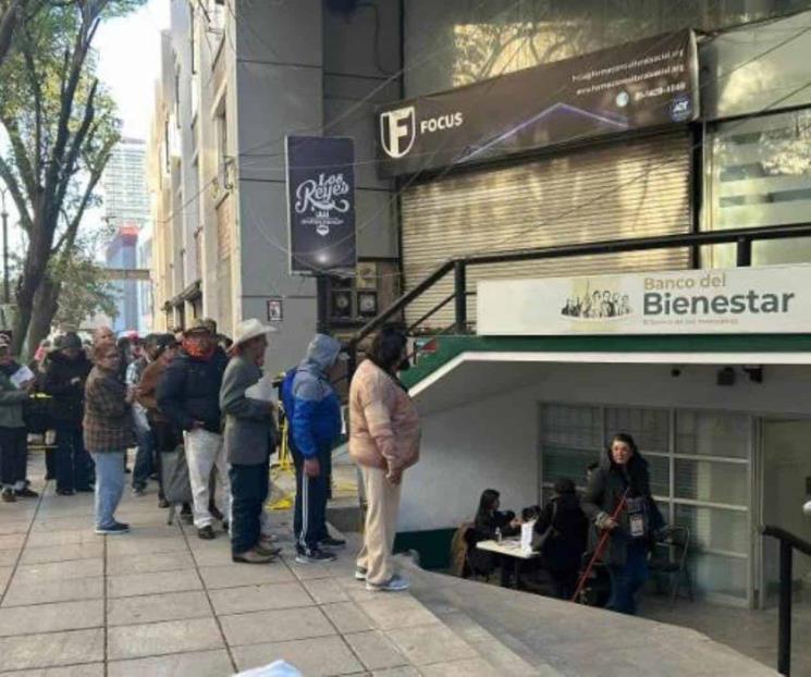 Arranca cobro adelantado de pensiones de Bienestar