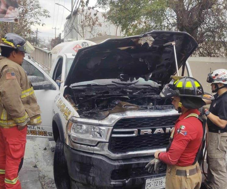 Arde camión repartidor de gas