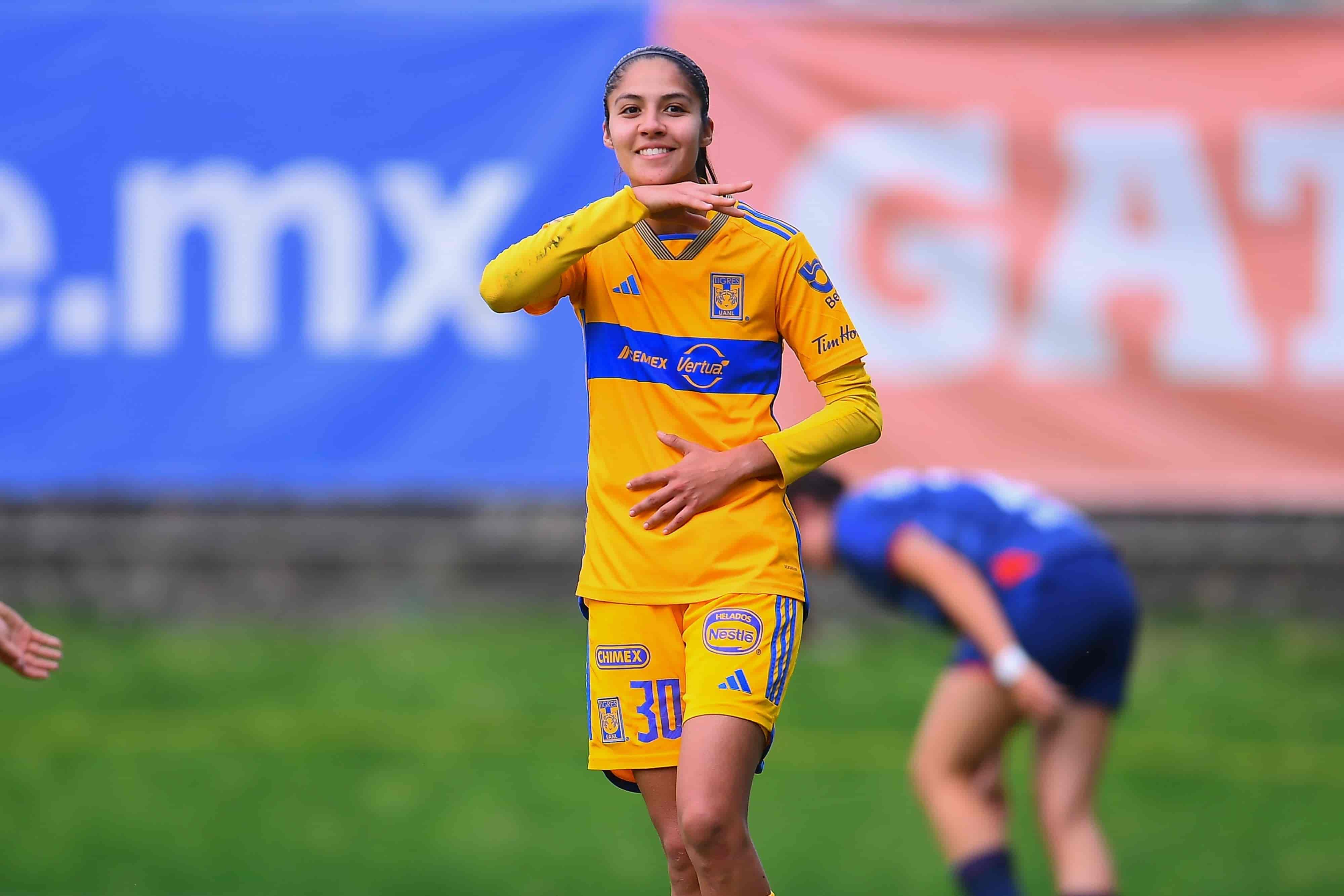 Alison Gonzalez hace doblete.