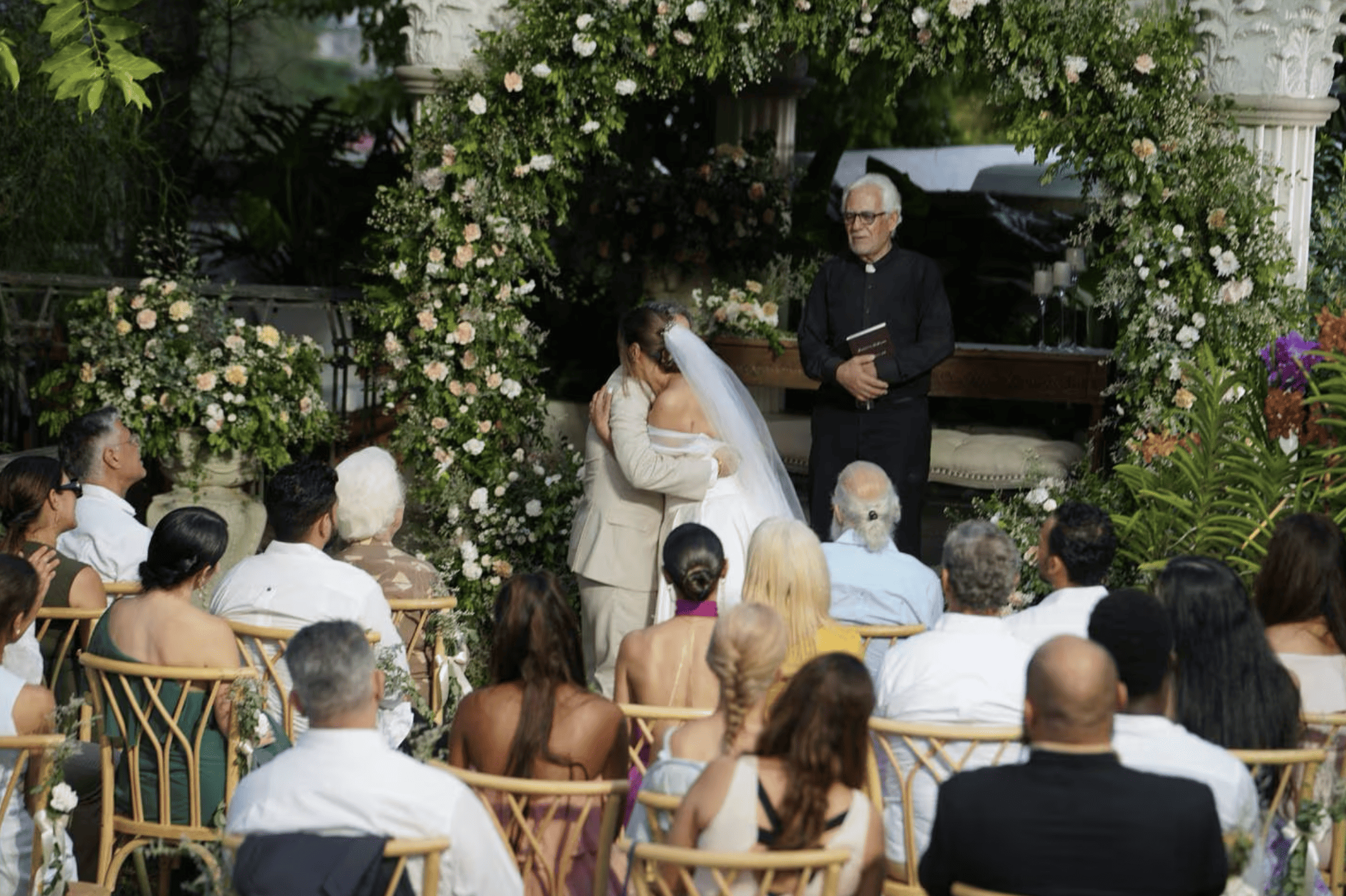 Los invitados fueron solamente amigos y familiares de los novios.