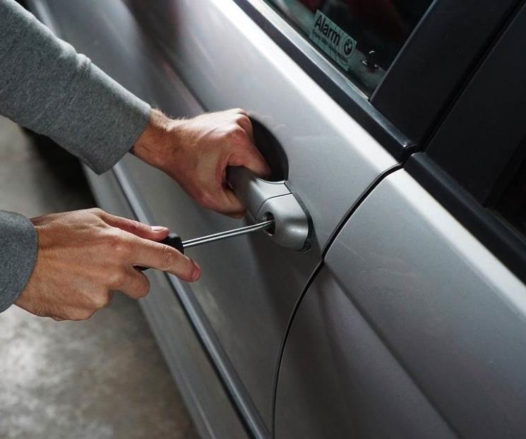 Los horarios en los que se roban más autos en México