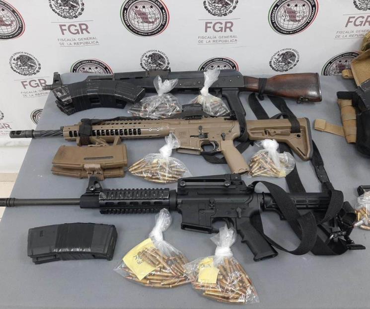 Aseguran droga, armas y cartuchos