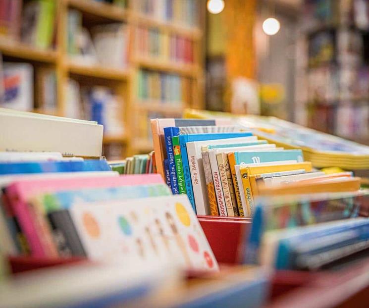 Fiscalía de la CDMX investiga robo en biblioteca Xavier Villaurrutia
