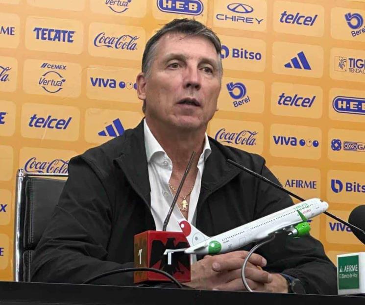Se queja Siboldi del arbitraje ante Pumas