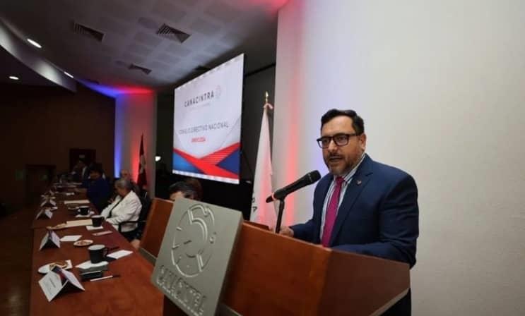 Estudiantes del IPN podrán practicar en industrias del país