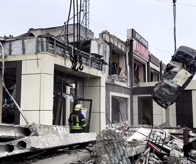 Bombardeo debasta ciudad ocupada por rusos