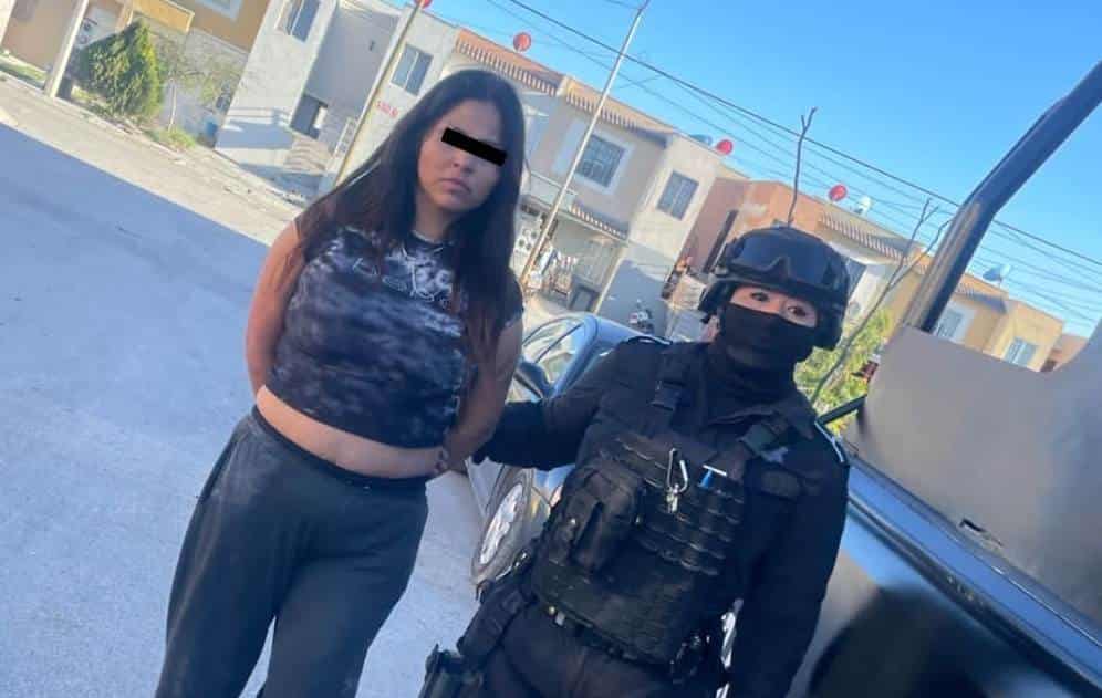Elementos de la policía preventiva de Juárez, lograron la detención de una mujer, que portaba una fuerte cantidad de dosis de droga conocida como “Cristal”.