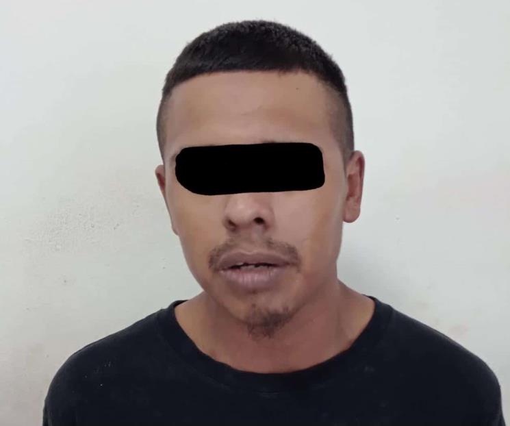Lo detienen por agredir con machete a perro en Escobedo Lo detienen por agredir con machete a perro en Escobedo