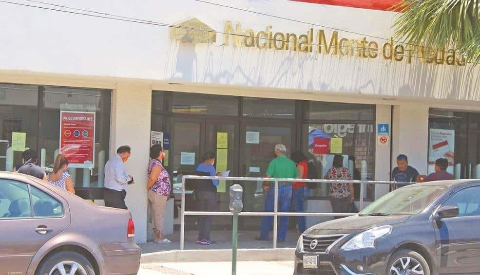 Prorrogan huelga en Monte de Piedad