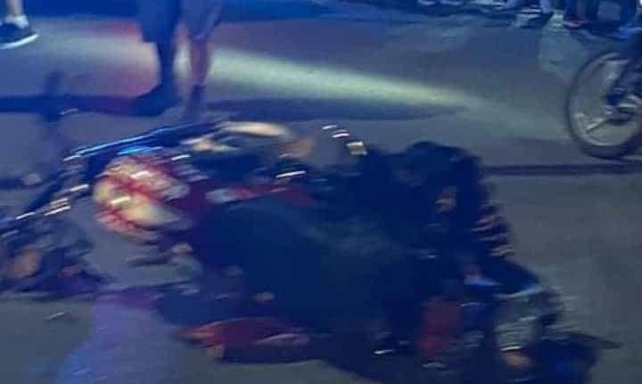 Choque entre camioneta y moto deja un lesionado en Linares