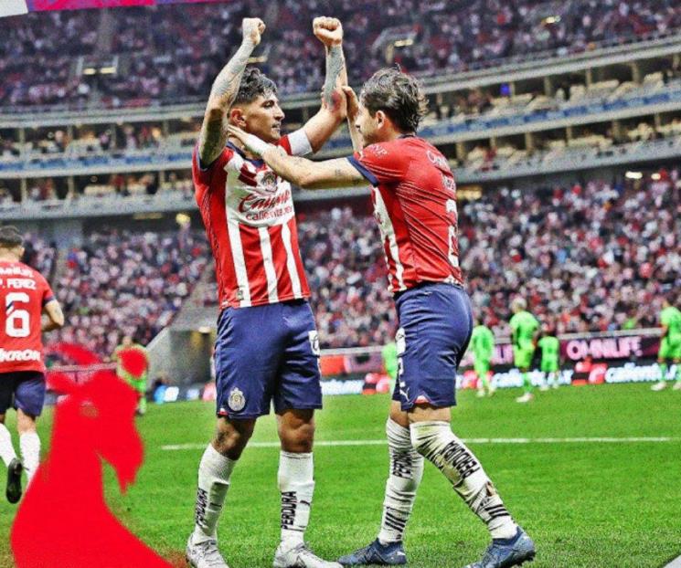 Siguen Chivas ganando