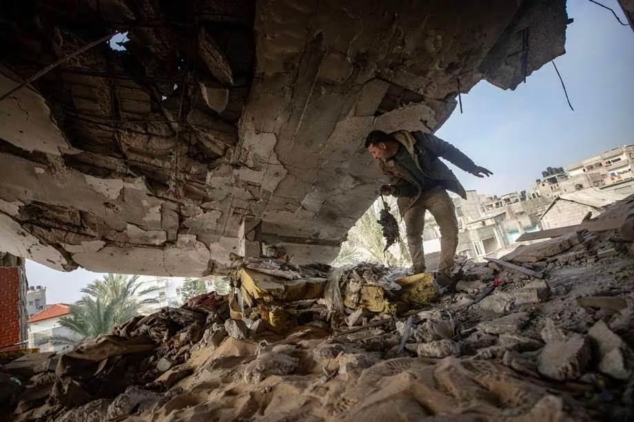Dejan ataques israelíes 44 palestinos muertos en Rafah