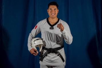 Logra mexicano medalla de oro en Abierto de Taekwondo