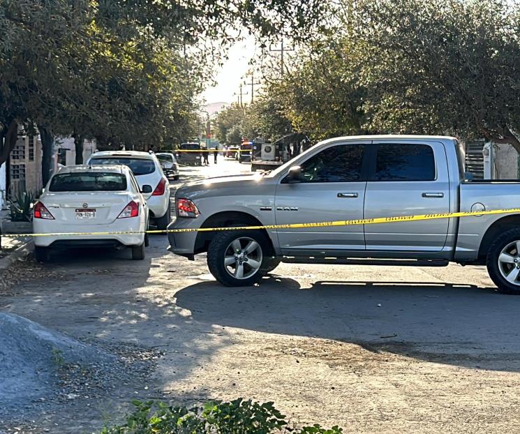Descubren 3 cuerpos en vivienda