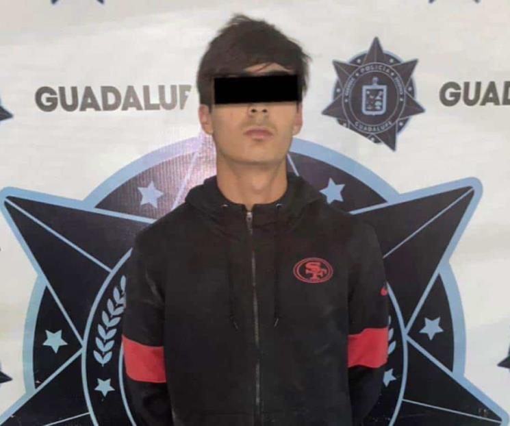 Capturan a ladrones de tiendas
