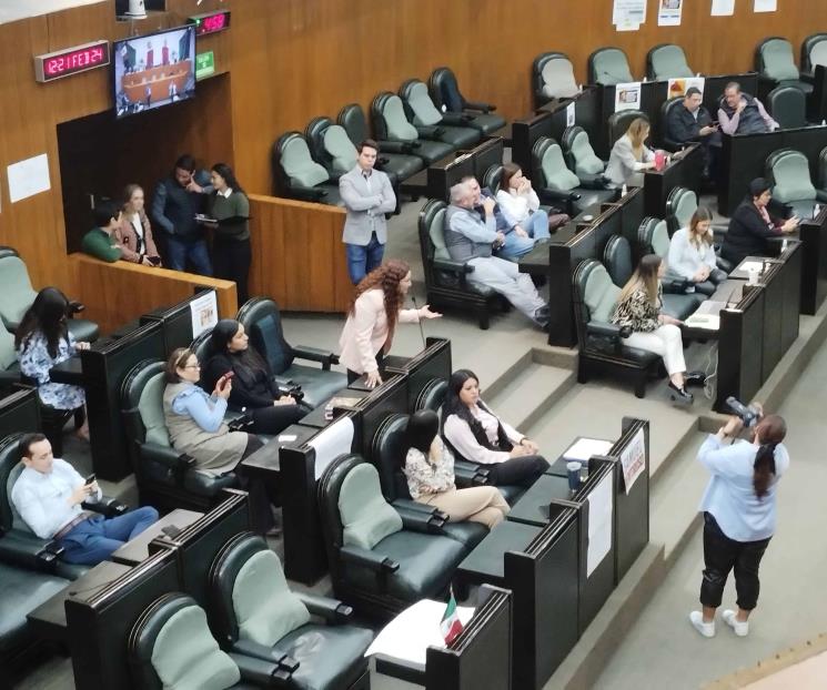 Suspenden de nuevo la sesión