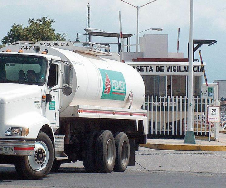Lanzan salvavidas fiscal a Pemex