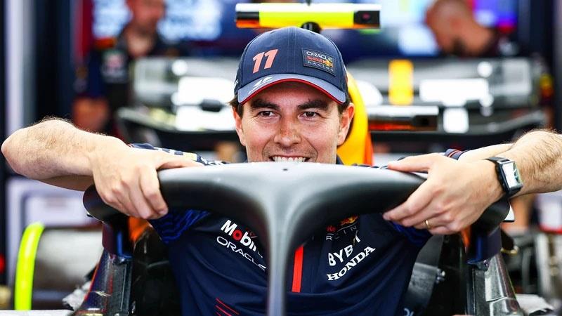 Checo Pérez ya rodó el RB20
