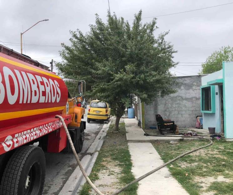 Arde vivienda por cortocircuito