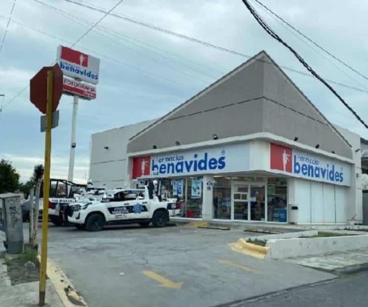 Asalta encapuchado farmacia