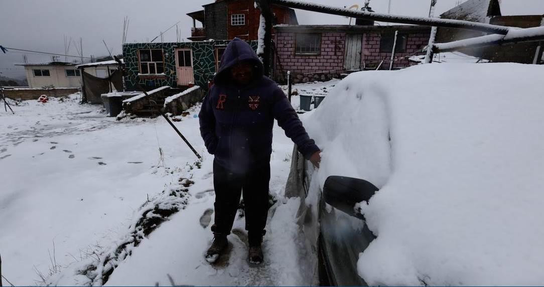 Nieve de hasta 45 centímetros en zona del Volcán Xinantécatl Nieve de hasta 45 centímetros en zona del Volcán Xinantécatl